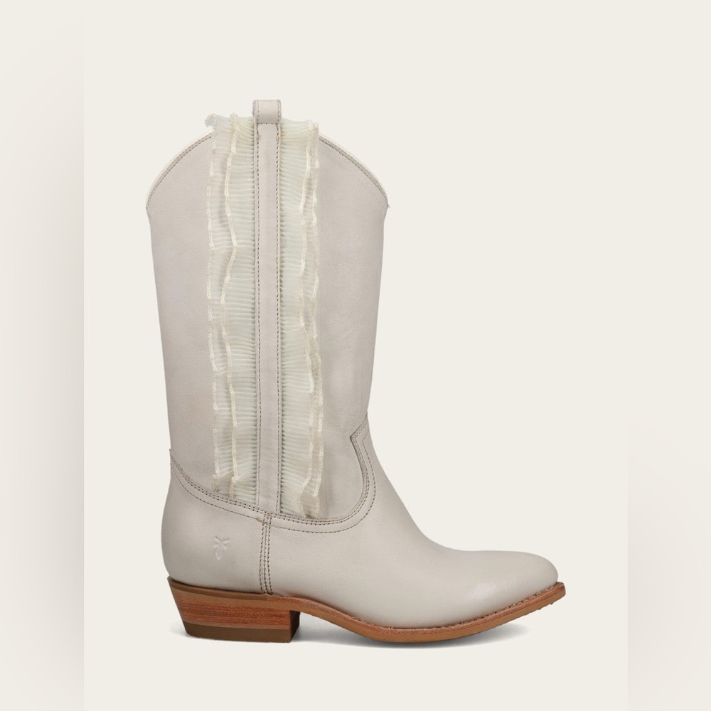 Frye Billy Ruffled Pull On Ivory Heeled Western Boots